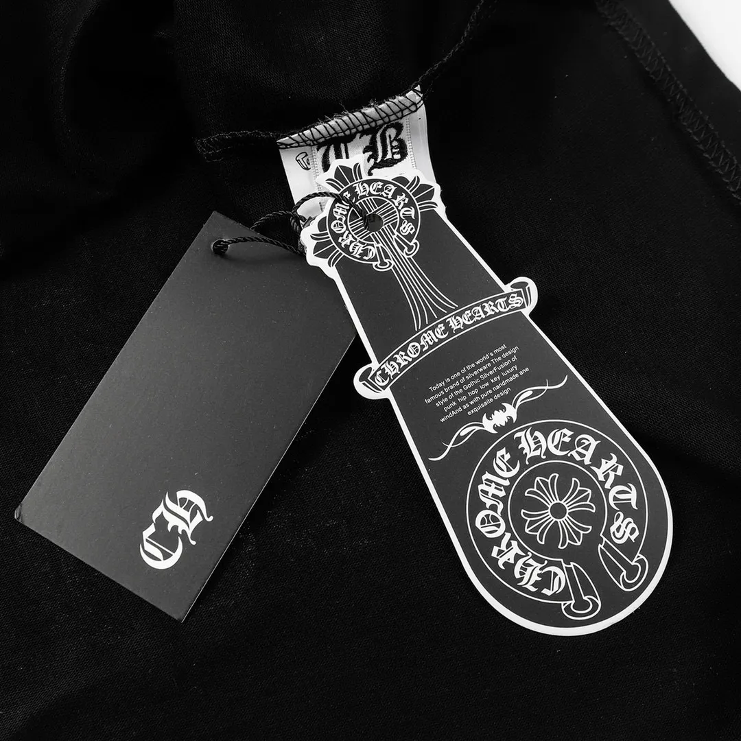 P180 #2105 -Chrome Hearts/Chrome Hearts 23ss scroll horseshoe Sanskrit printed popular long-sleeved T-shirt -High weight, high density and high quality. The wool is soft, delicate and skin-friendly. It feels soft and silky. It has excellent warmth and skin-friendly properties.